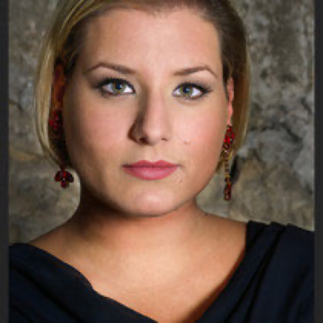 Manon Bautian, soprano